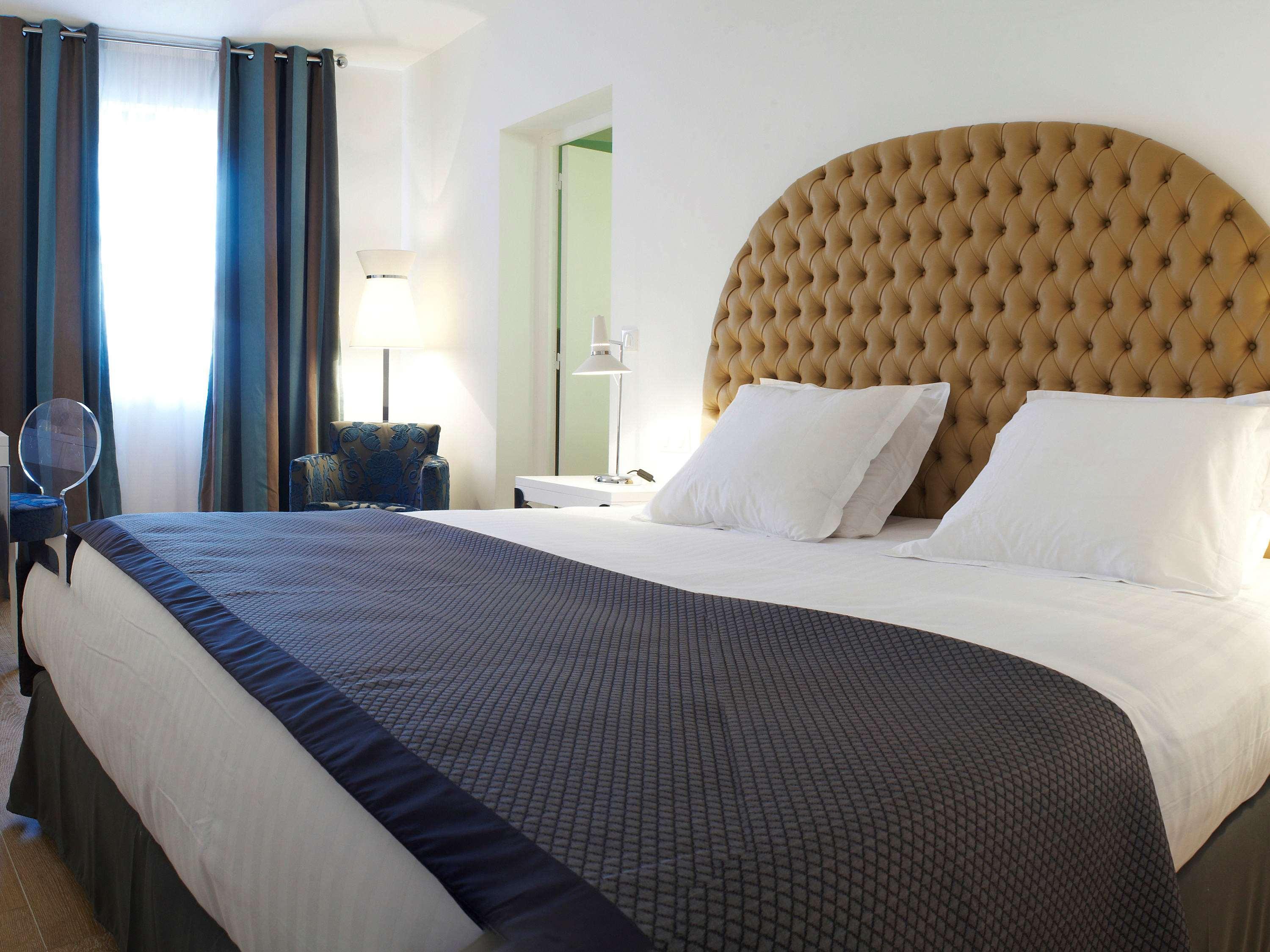 Mercure Centre Bompard La Corniche Hotel