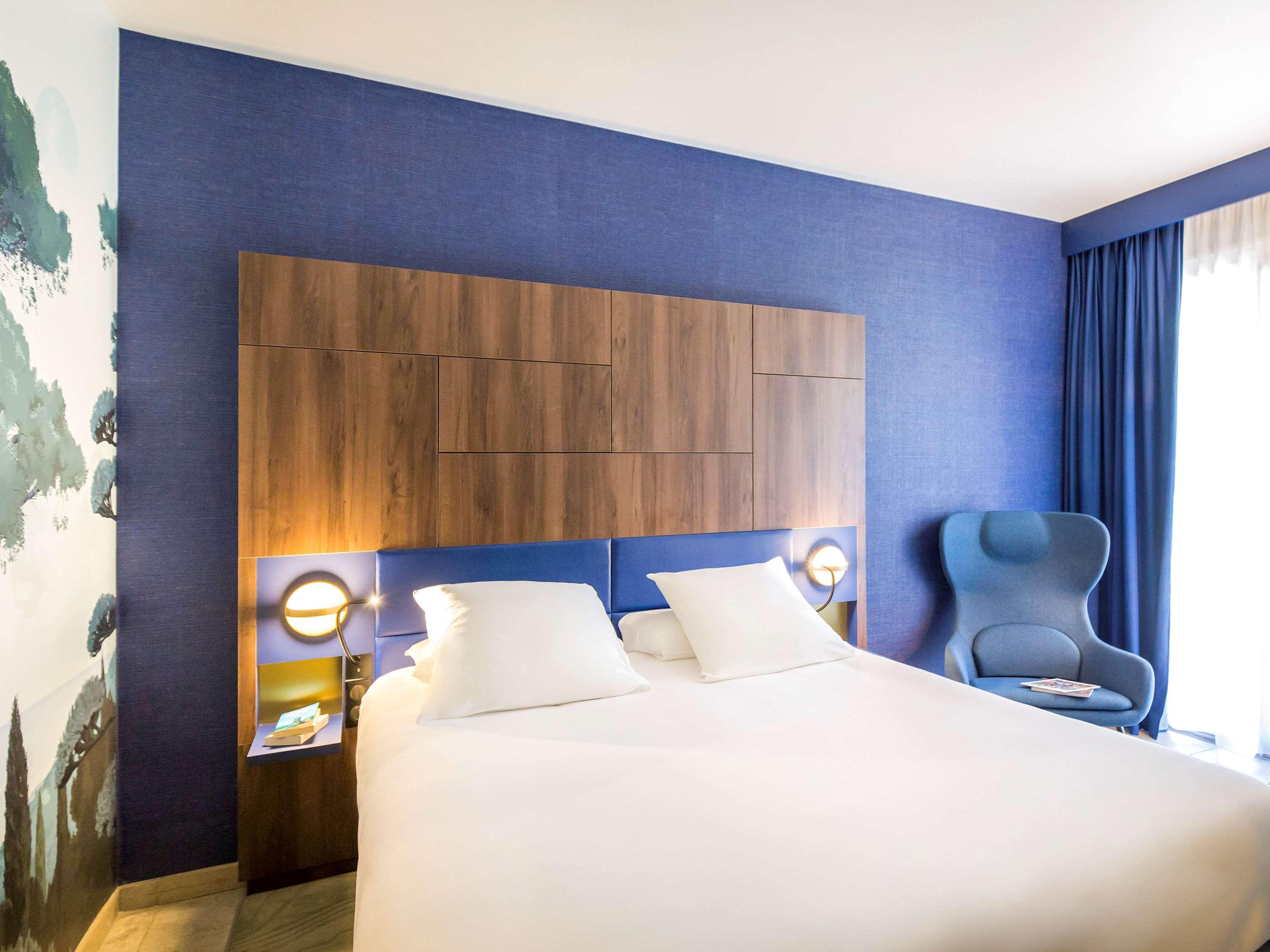 Mercure Centre Bompard La Corniche 4*